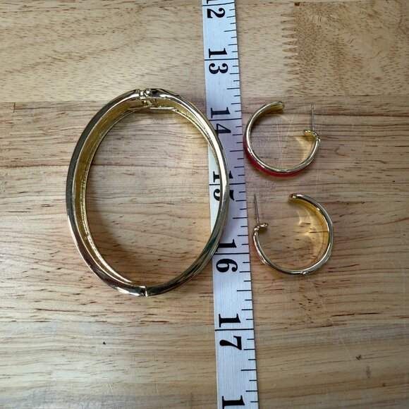 Pink Enamel & Gold-Tone Bangle & Hoop Earrings Set By RJG - Picture 4 of 10